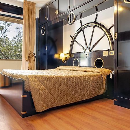 Hotel Villa Lo Scoglietto San Vincenzo Dış mekan fotoğraf
