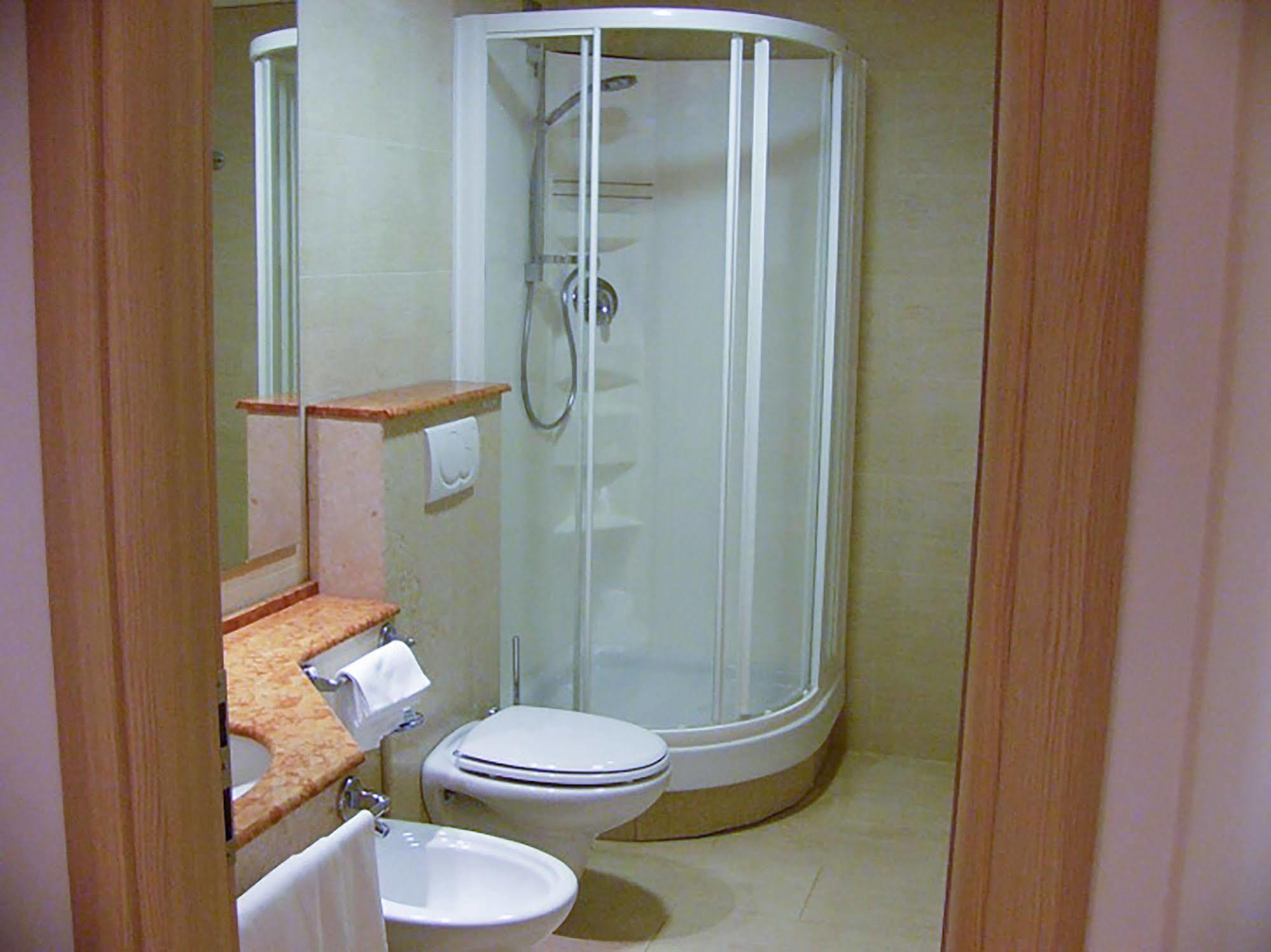 Hotel Villa Lo Scoglietto San Vincenzo Dış mekan fotoğraf