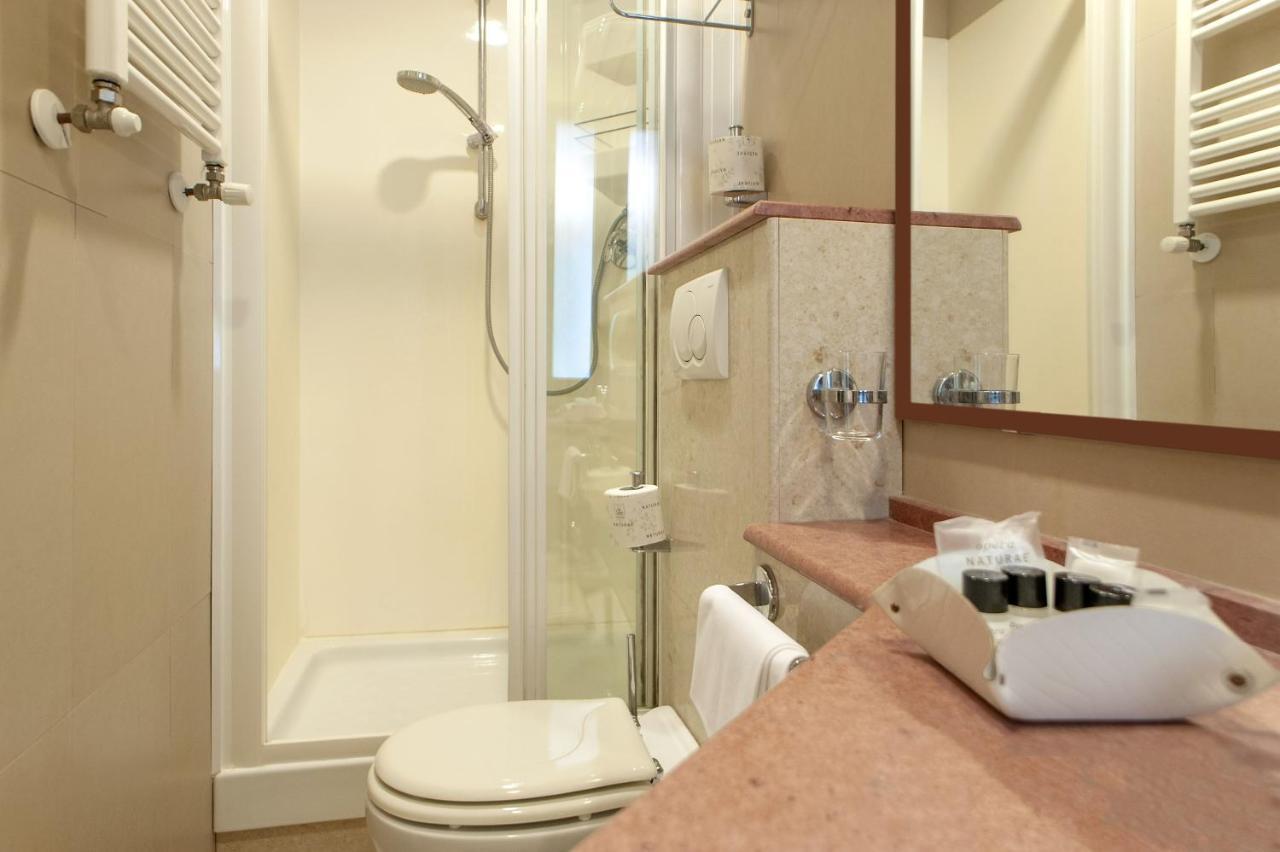 Hotel Villa Lo Scoglietto San Vincenzo Oda fotoğraf