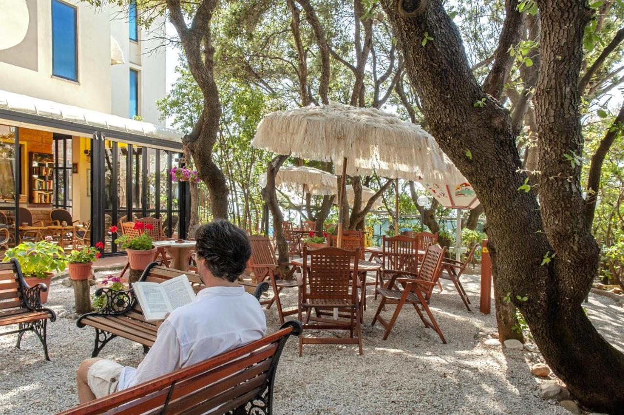 Hotel Villa Lo Scoglietto San Vincenzo Dış mekan fotoğraf